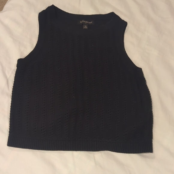 Tank Tops Bundle - Picture 6 of 6